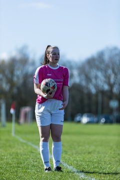 Bild 115 - Frauen SG Nie-Bar - PTSV Kiel : Ergebnis: 3:3